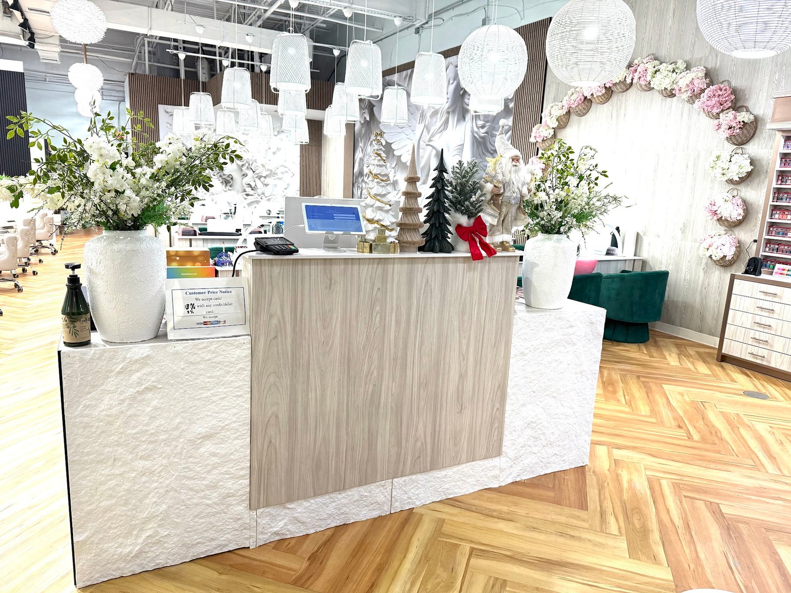H & M Nail Spa salon experience in Ohio
